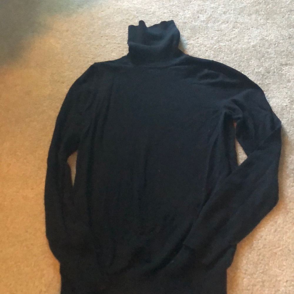 Black gap turtleneck